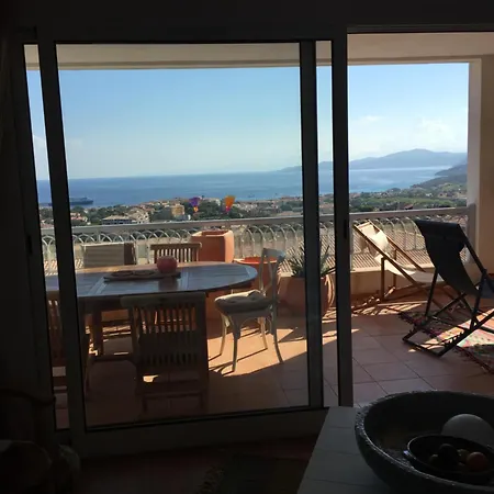 Deux Pieces , Grande Terrasse Vue Corse Διαμέρισμα