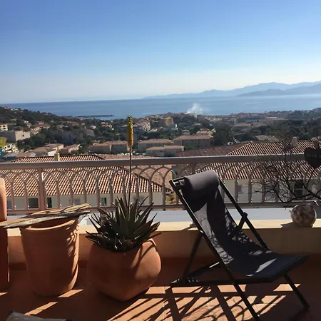 Deux Pieces , Grande Terrasse Vue Corse Διαμέρισμα LʼÎle-Rousse